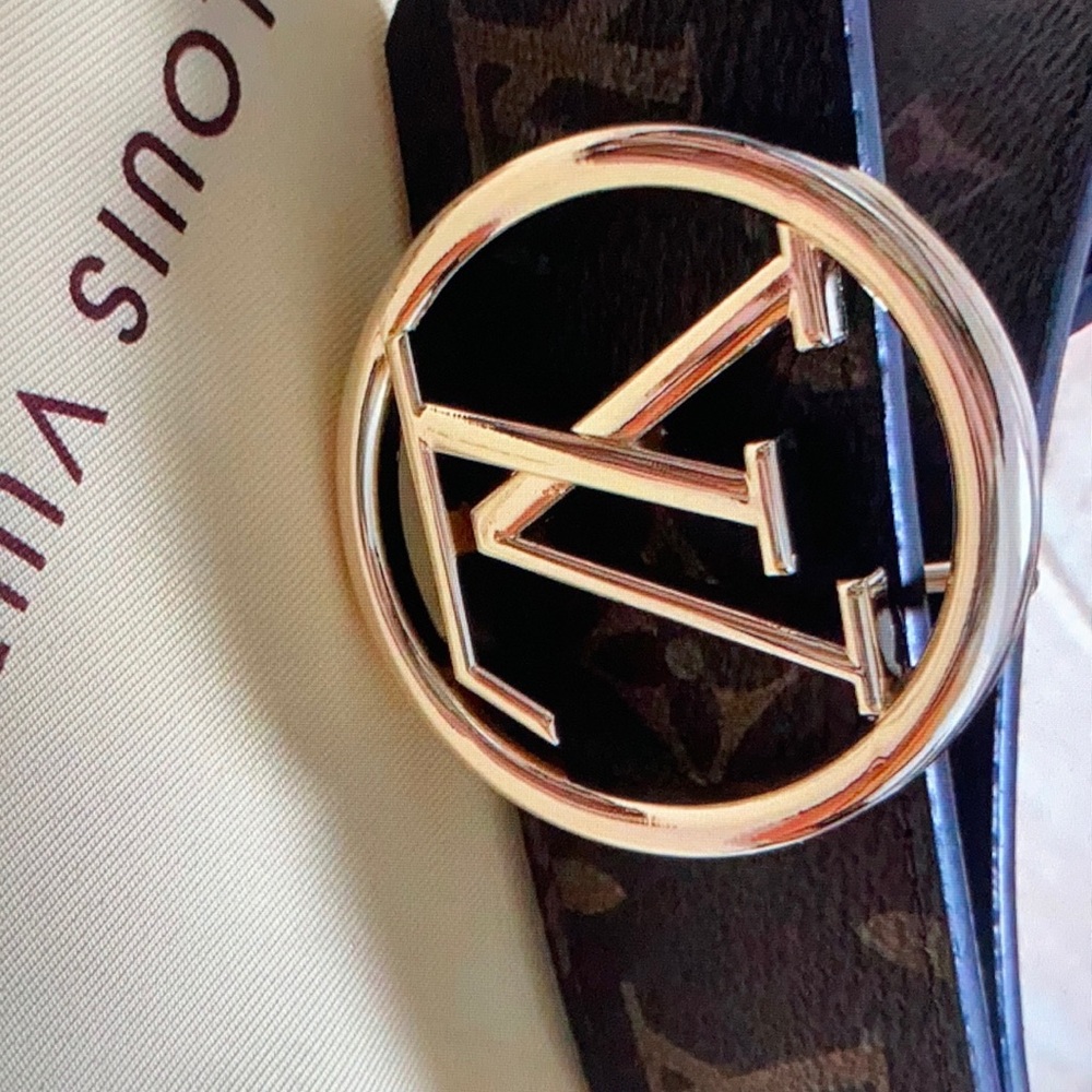 Louis Vuitton Reversible Women’s belt